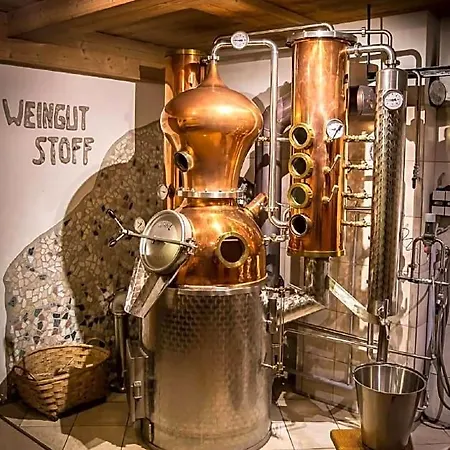 Weingut Stoff Bed & Breakfast