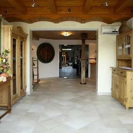 Weingut Stoff Bed & Breakfast