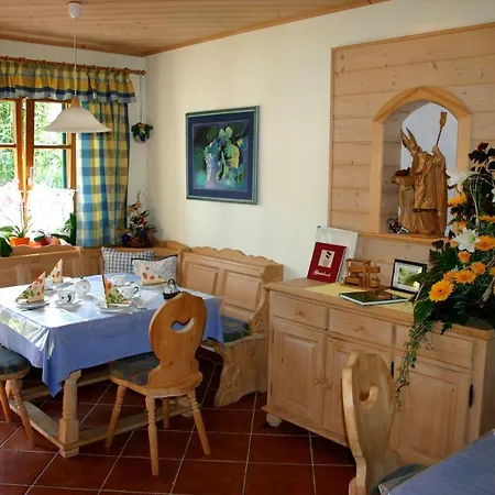 Bed & Breakfast Weingut Stoff