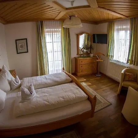 Weingut Stoff Bed & Breakfast *