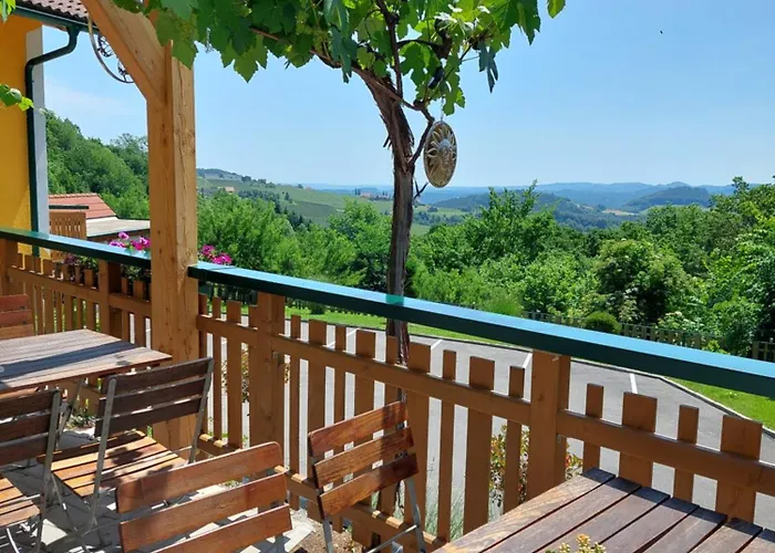 Weingut Stoff 3* Kitzeck im Sausal